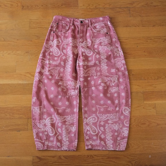 Free People Denim - Free People Barrel Jeans Women 29 Pink Paisley Mineral Wash Bandana Boho Style